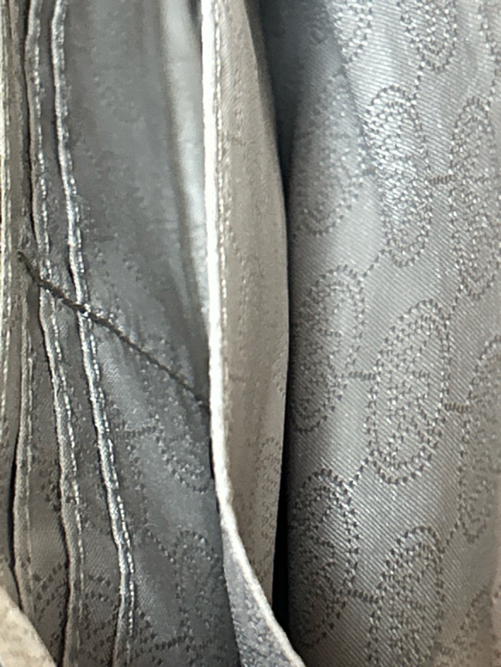 MICHAEL KORS Brown Camo Calf Hair and Leather Wristlet Approx. 10 x 5.5 - Picture 12 of 17